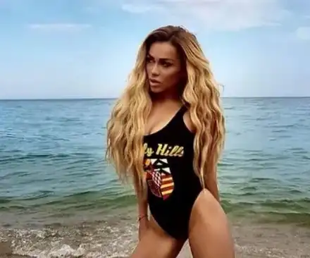 Отново без спонсор: Богат любовник изхвърли като парцал Нора Недкова!