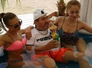 Пищова гуляе с 25 какички преди да стане порядъчен пенсионер