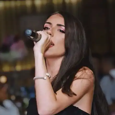 Щерката на Куката се цани за „Пайнер“ (Вижте кой ще я уреди)