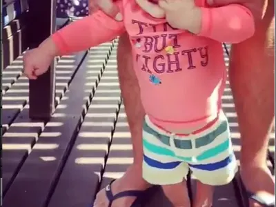 Синът на Антония Петрова проходи