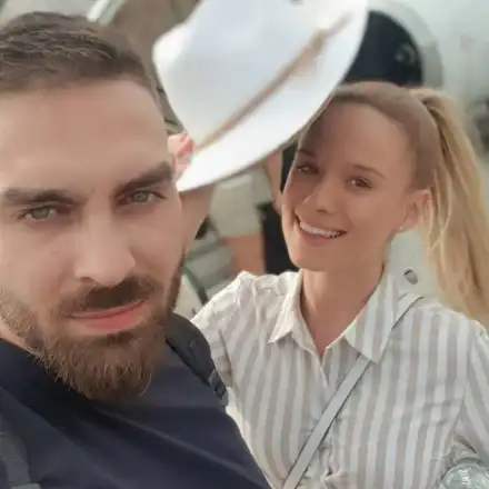 Тото пропуска раждането на бебето