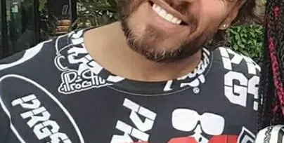 Трудова злополука за Люси Иларионов, ръцете на режисьора изгоряха