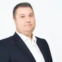 В бТВ пестят от заплати: Назначиха репортер за синоптик (Борислав Лазаров нищо не отбира от метеорология)