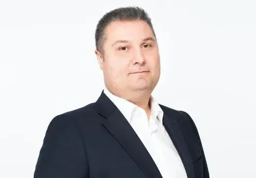 В бТВ пестят от заплати: Назначиха репортер за синоптик (Борислав Лазаров нищо не отбира от метеорология)