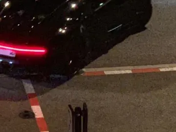 Ваньо Алексиев се забавлява в Монте Карло! Олигархът паркира Бугатито си като баровец точно пред входа на топ клуб (СНИМКИ)