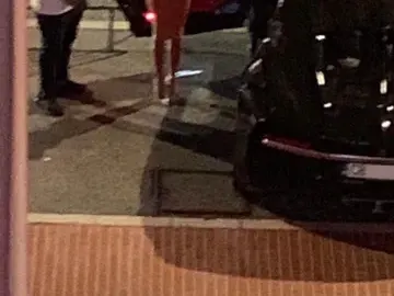 Ваньо Алексиев се забавлява в Монте Карло! Олигархът паркира Бугатито си като баровец точно пред входа на топ клуб (СНИМКИ)