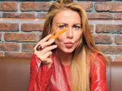 Венета Харизанова отказа да е водеща в Италия