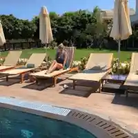 Внимание! Никой да не търси мама Венета