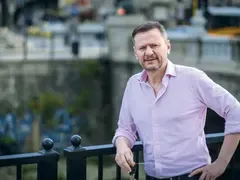 Две жени крепят бизнеса на Евтим Милошев