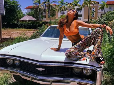 За първи път! Вижте имението на Мая Илиева в Доминикана! (ФОТО В ГАЛЕРИЯТА + Уникалната й ретро кола)