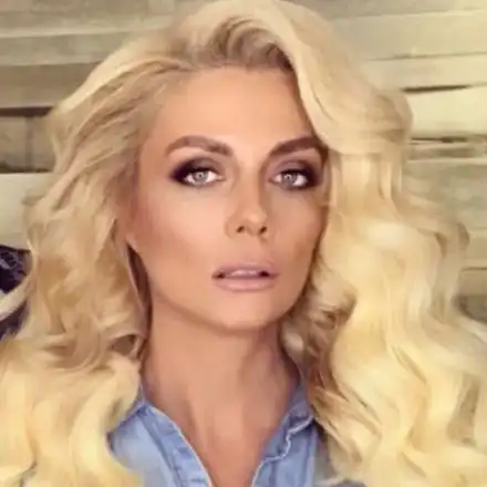 Звезди възкръсват след грешни диагнози: 10 дни Деян Донков живял с рак, лекар пратил Венета Райкова на Малашевските гробища… и още покъртителни истории