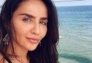 Елен Колева се прави на Фрида Кало