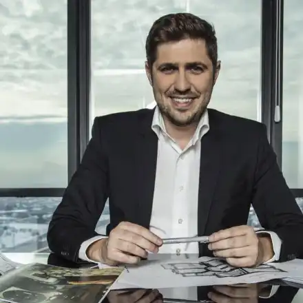 Алекс Ковачев номиниран в Лондон за „Дизайнер на десетилетието“