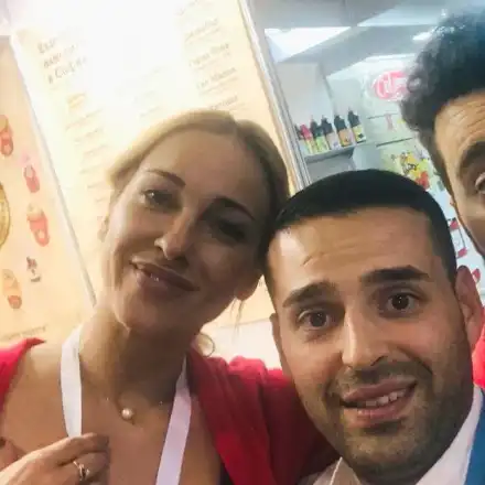 Алекс Раева цъфти като майка (Първо ФОТО на тв водещата след раждането)