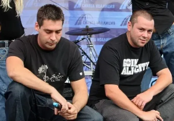 „Ъпсурт“ стана дует! Ицо Хазарта и Бат Венци се справят отлично и без Буч
