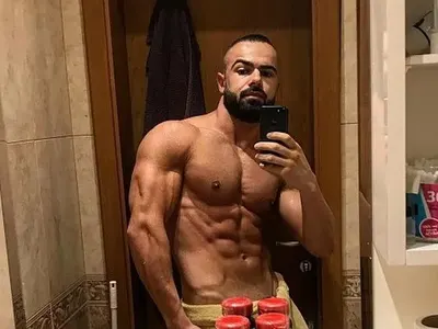 Бабаити натупаха Ричи