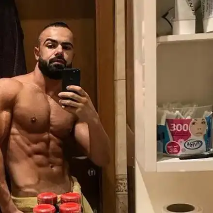 Бабаити натупаха Ричи