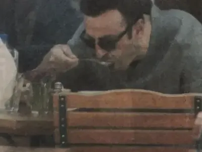 Бербо сърба шкембе чорба на пъпа на София! Хубавата Елена отказва да му готви