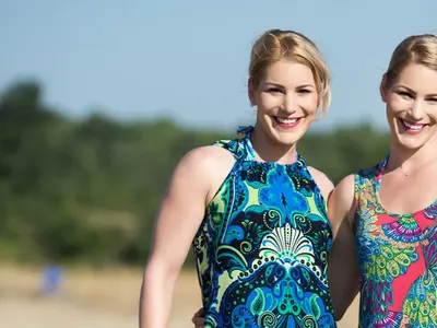 Близначките от Стефания и Елена делили общо гадже