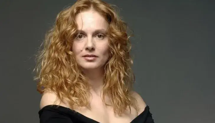 Божинов остави без роли Параскева Джукелова