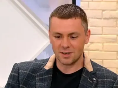 БТВ шефка развежда Ицо Хазарта (Блондинката неотлъчно до рапъра)