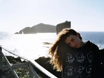 Дъщерята на Белослава захлебва с тениски