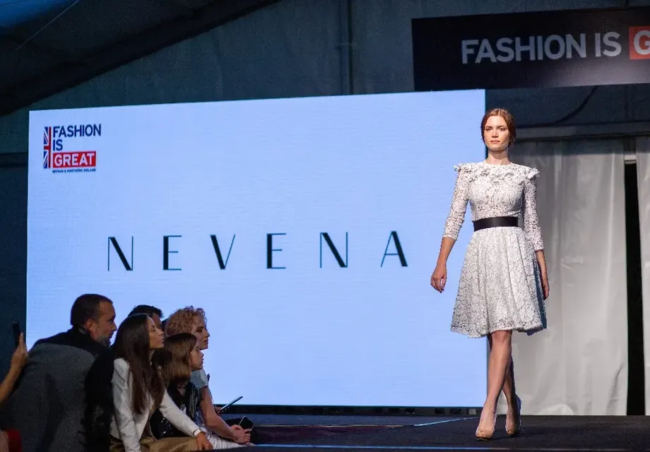 Дизайнерът Невена Николова се върна от Лондон за участие в Conscious Couture