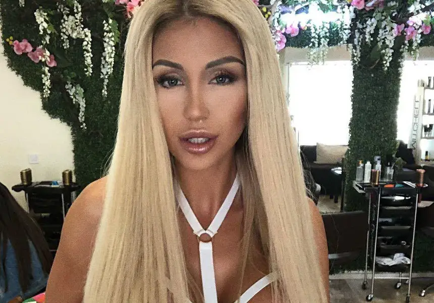 Джулиана Гани ражда в съда, привикаха я да каже била ли е платена жрица на Дани Обувката