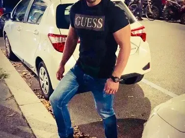 Ексклузивно в HotArena! Ето го новото гадже на Черната Златка! (СНИМКИ)