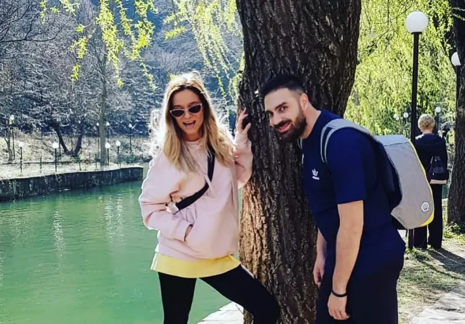 Ексклузивно в HotArena! Тото стана баща!