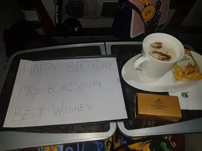 Евгения Борисова посрещна рождения си ден във въздуха! Дизайнерката на звездите полетя към Хонг Конг и остров Хайнан