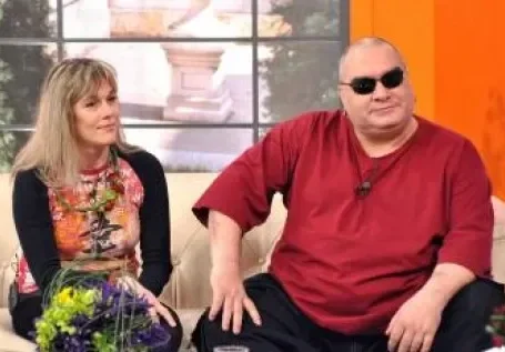 Фънки не спи с жена си