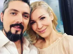 Гала в скандал на летището! Водещата и мъжът й наглеят срещу служителка, която разобличи селянията им
