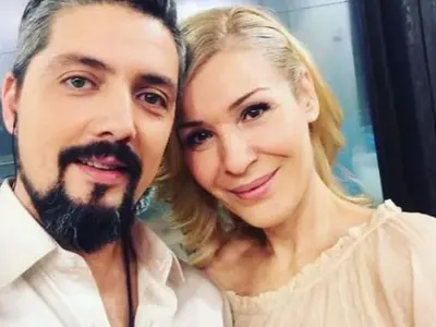 Гала в скандал на летището! Водещата и мъжът й наглеят срещу служителка, която разобличи селянията им