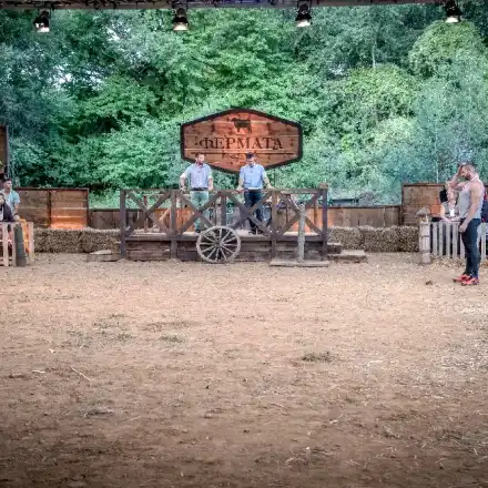 Хомо дуелът във „Фермата“ започна, люти закани се сипят