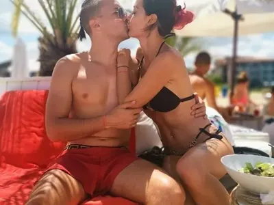 Хубавата Елена забрави Кулагин! Красавицата има нов мъж в живота си след 10-годишната връзка с гримьора