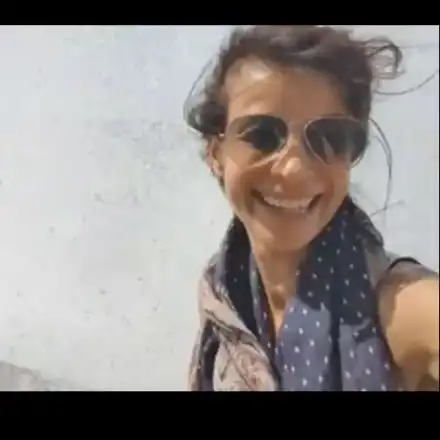 Яна Маринова с опасност за живота заради клип