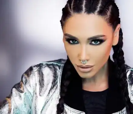 Яница се пусна само по ръкавици