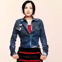 Ирина Флорин извади бабината носия