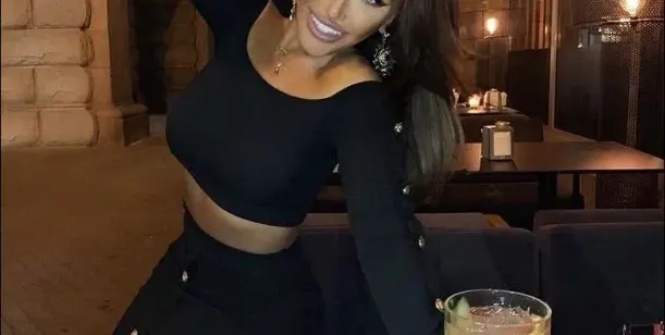 Изненада! Вижте с кой мъж Гери-Никол разпуска в Дубай