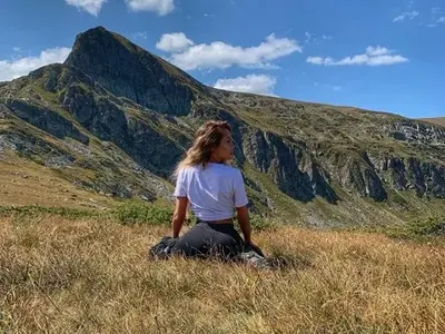 Жанета Осипова пише поезия