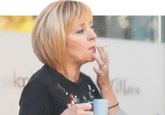 Край на мистерията: Ето как, къде и за колко се фризира Мая Манолова