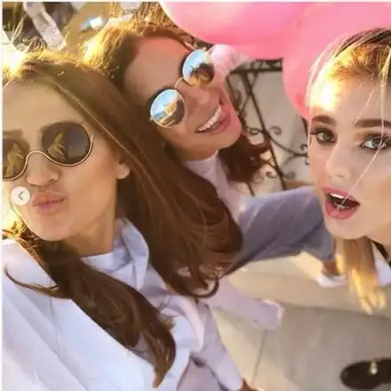 Кристин Илиева празнува рожден ден без Дивна! Моделът излъга, че е простила на певицата