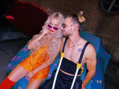 Лорд Минчев отсече: Тита и Папи в моден дуел, Фръц и кръц при Нелина, Преслава в пешеходна пътека за извънземни и…  още + СНИМКИ