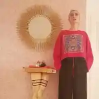 Лорд Минчев в акция: Шер е облякла „облаци с кюфтета“, Щерева потънала в модна досада, Киркоров достига Демис Русос и още + СНИМКИ