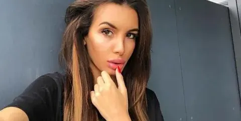 Малката Тюркмен не иска във „Фермата“, не й харесват хората