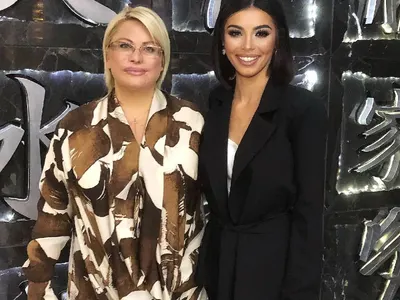 МЕГЗ се нареди до посланиците на Турция и Индонезия! Подкрепят благотворителната ѝ кауза (СНИМКИ)