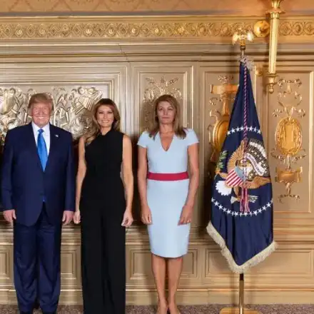 Мелания прави комплимент на Деси Радева: Много си красива!