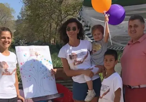 Мисис България Роксана Кирилова застава зад Алекс от Варна с призив: Да и помогнем да ходи!