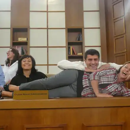 Нана търси жена на пристав Спасимиров